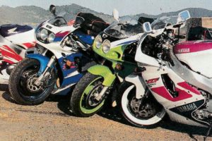 Comparison: 1993 Honda CBR900RR vs Kawasaki ZXR750 vs Suzuki GSX-R750W vs Yamaha YZF750R